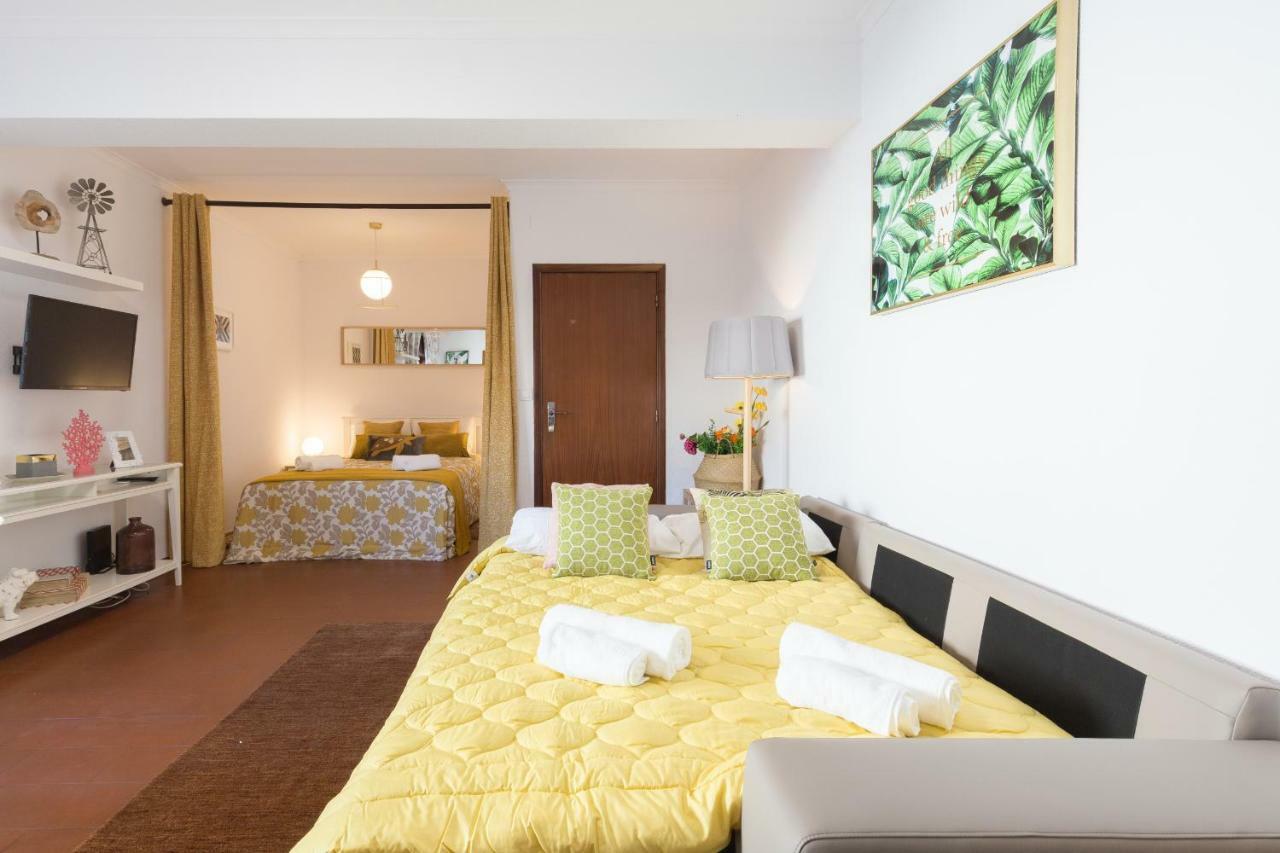 2 Comfy Bright Flats With Netflix Porto Exterior foto