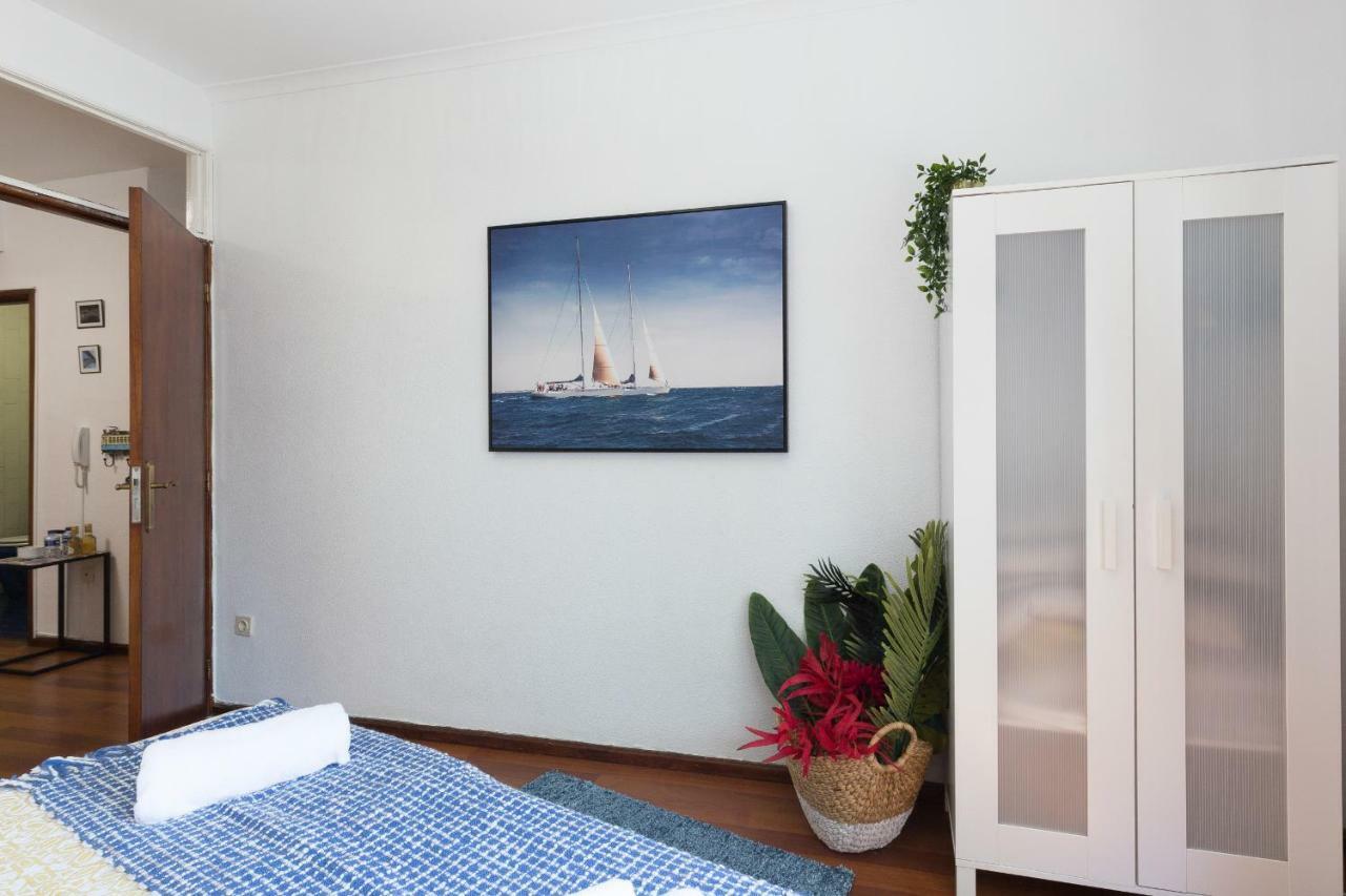 2 Comfy Bright Flats With Netflix Porto Exterior foto