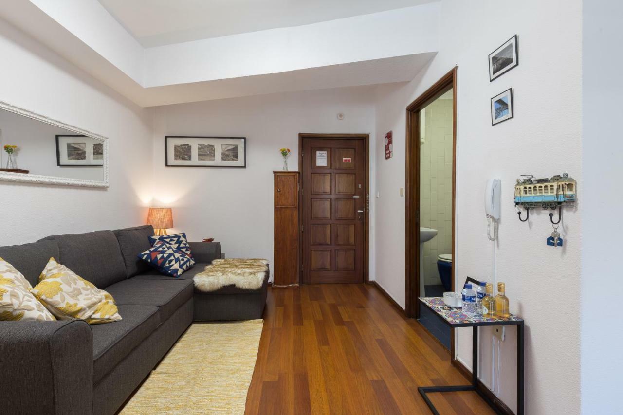 2 Comfy Bright Flats With Netflix Porto Exterior foto