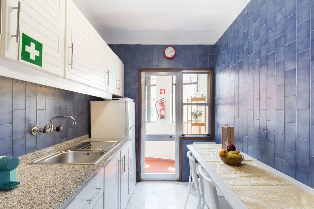 2 Comfy Bright Flats With Netflix Porto Exterior foto